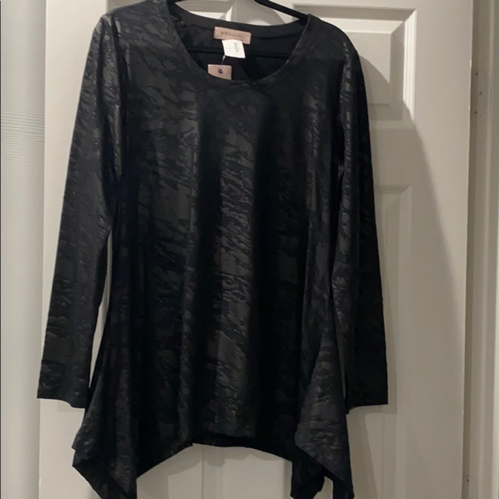 Black long sleeve blouse